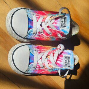 Toddler tye dye converse size 9